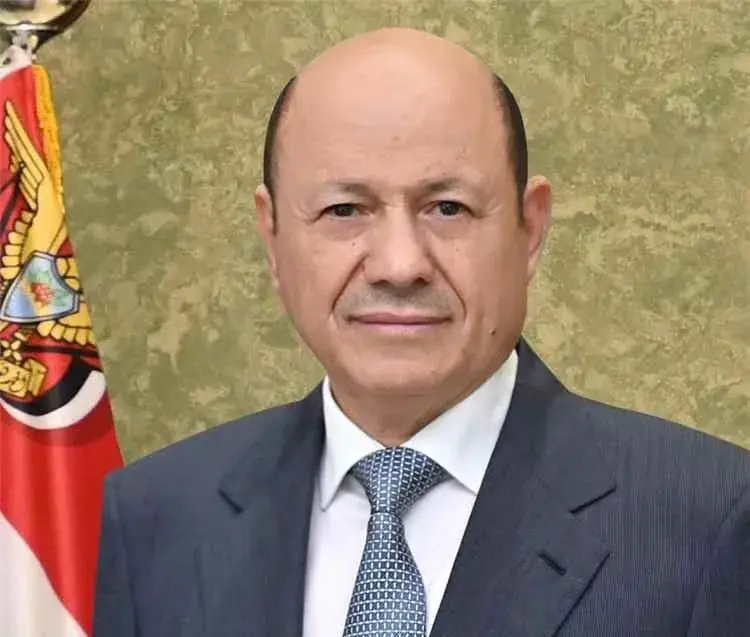 العليمي يشيد بموقف مصر تجاه السعودية ويوجه رسالة للقاهرة والرياض