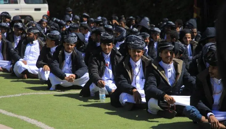 خداع ودعاية رخيصة.. مصدر يعري مسرحية الحوثي حول ال...