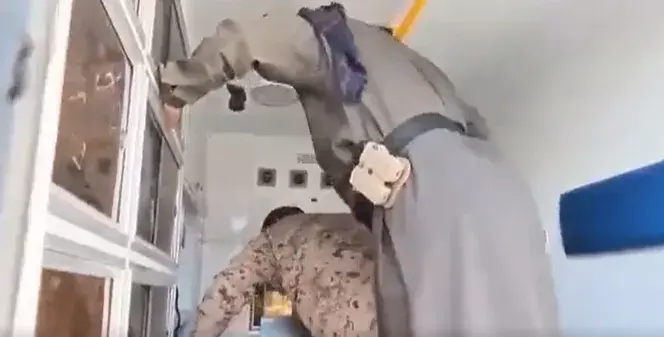 اللواء مفرح بحيبح يودّع شقيقه الشهيد العميد احمد ف...