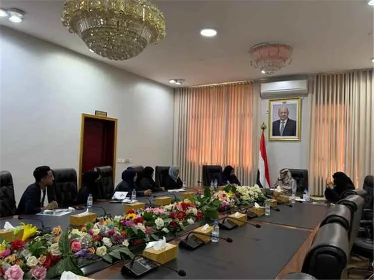 وزير الدولة لشؤون المرأة تتسلم الملخص التنفيذي لمشروع تعزيز مشاركة النساء في السلام وصنع القرار