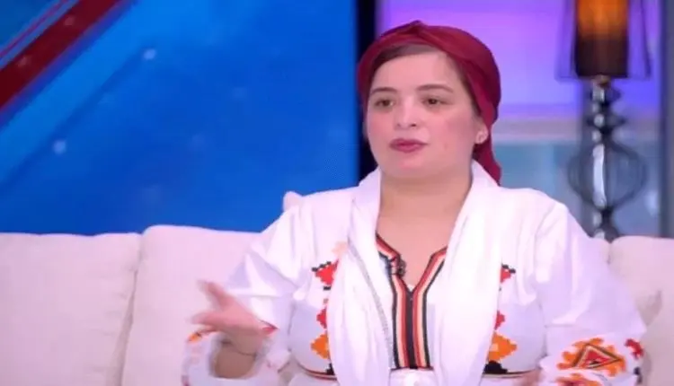 داليا إبراهيم تحسم الجدل حول دور حنان ترك في اعتزا...