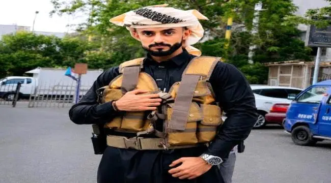 مقتل عدد من أبناء عدن جندهم أمجد خالد في تعز.. بين...