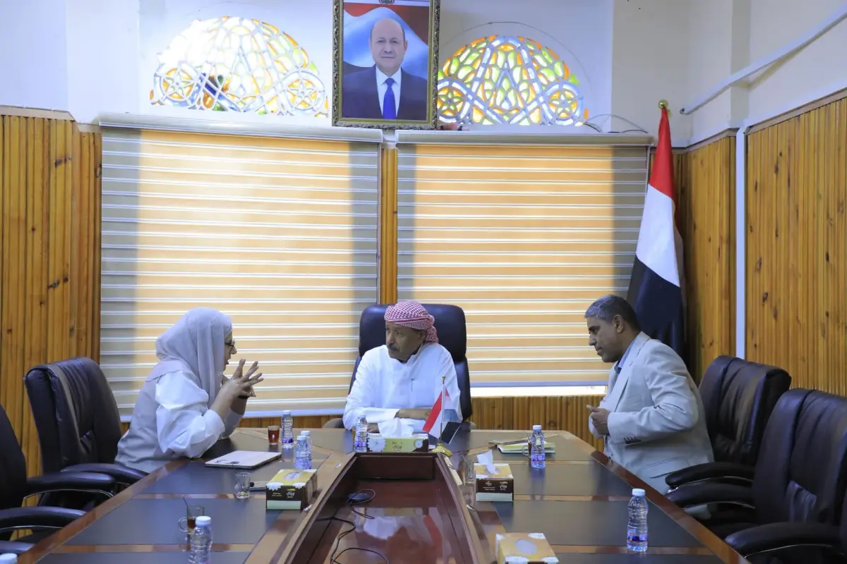 الوكيل بارباع يطّلع على مستوى الإنجاز في مشروع “العمارة الفريدة” بمدينة شبام التاريخية