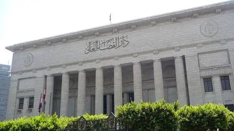 اتهامات بالتزوير والتربح تلاحق مسؤولا حكوميا كبيرا...