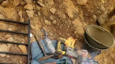 الجيش اللبناني يكشف تفاصيل جديدة حول نفق تم العثور...