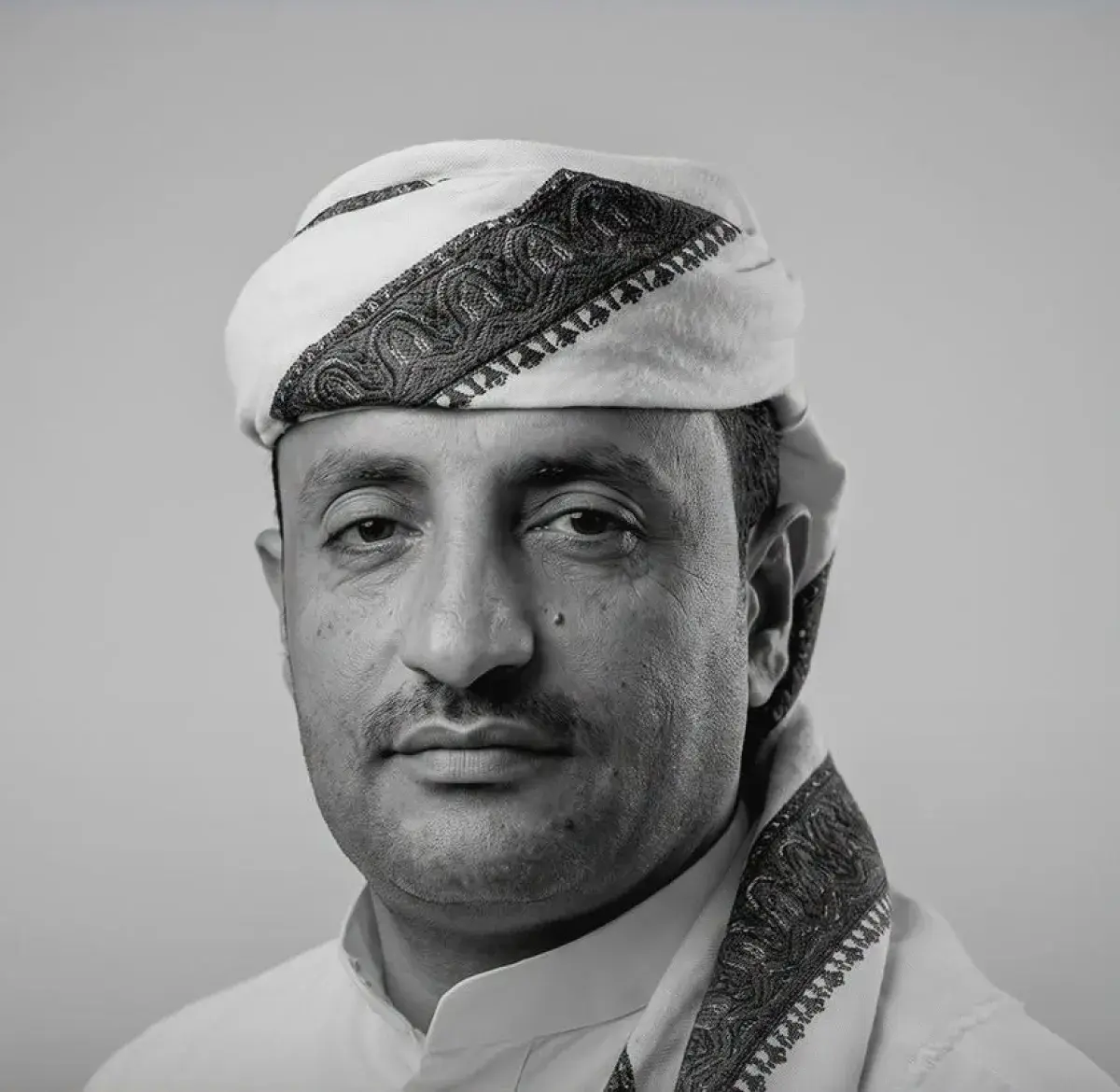 جريمة تهز تعز.. شقيق يقتل شقيقه بسبب الأذان بعد عو...