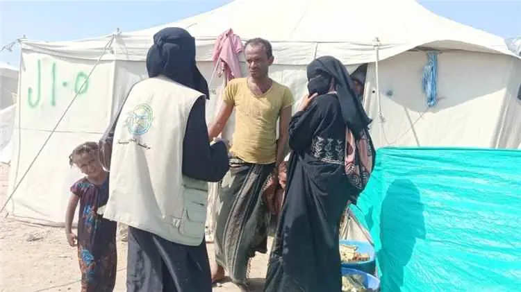 مركز التوعية البيئية ينفذ حملة صحية في مخيم النازح...