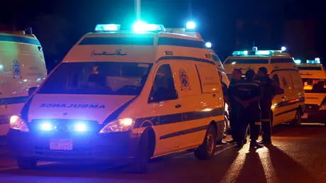 مصرع 13 مصريا وإصابة 34 آخرين.. حادث مروع على الطر...