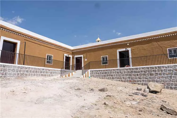 بتمويل مركز الملك سلمان للإغاثة.. استلام أعمال ترميم وتأهيل مدرسة ظاهرة الشرف بالضالع