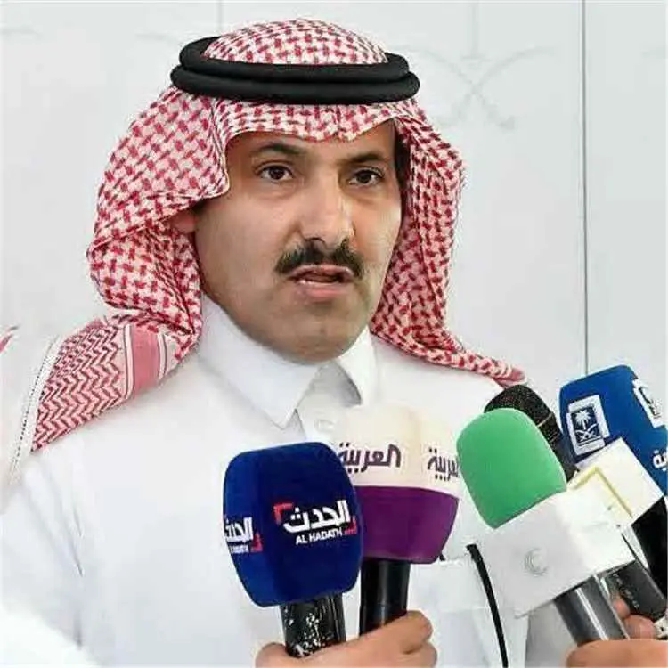 أكد السفير السعودي محمد آل جابر، أن اليمن ليس ملكا...