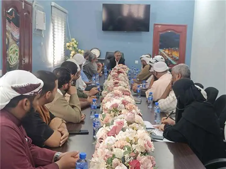القلعة يلتقي أئمة مساجد المعلا لتعزيز التوعية بمخا...