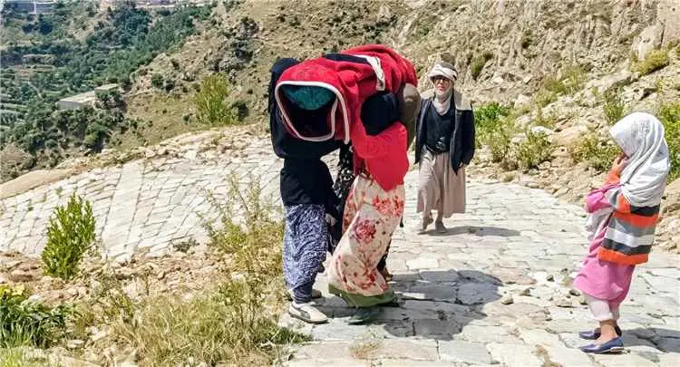 تقرير حقوقي: 109 جرائم وانتهاكات حوثية في تعز خلال...