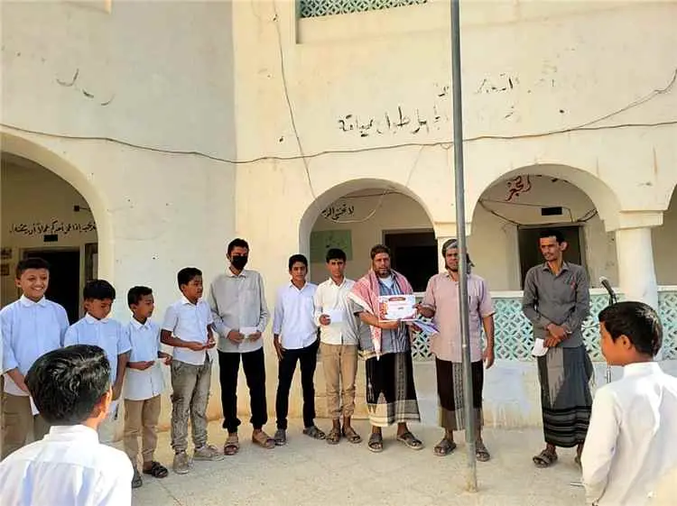 إدارة مدرسة المجد بلنف تُكرّم المجموعة الأولى الفائزة في منافسات الإذاعة الصباحية