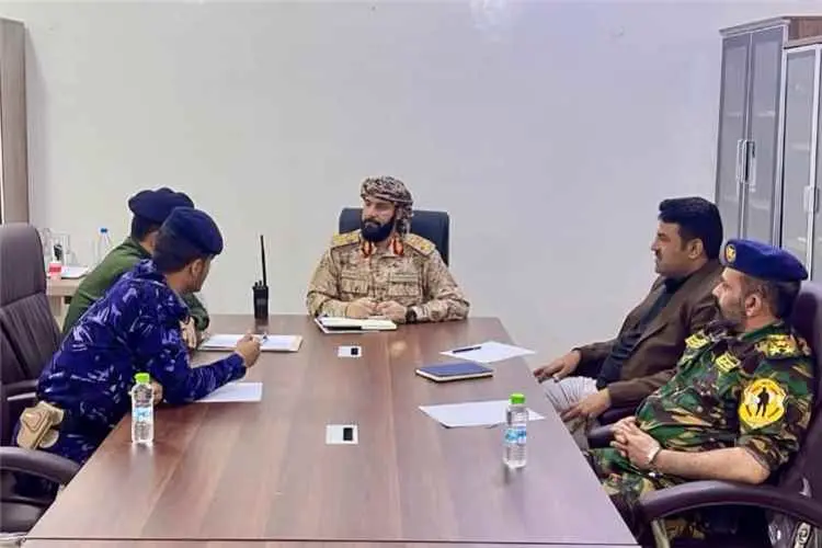 تحركات أمنية طارئة بقيادة محافظ أبين وقادة الأجهزة الأمنية لإعادة ترتيب المشهد الميداني