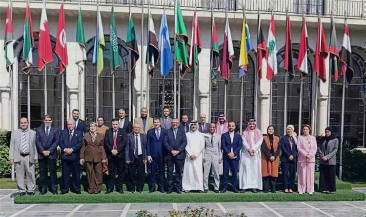 قرارات وتوصيات حاسمة تمهيداً للاجتماع الوزاري.. تفاصيل مشاركة اليمن في اجتماع وزراء الإسكان العرب