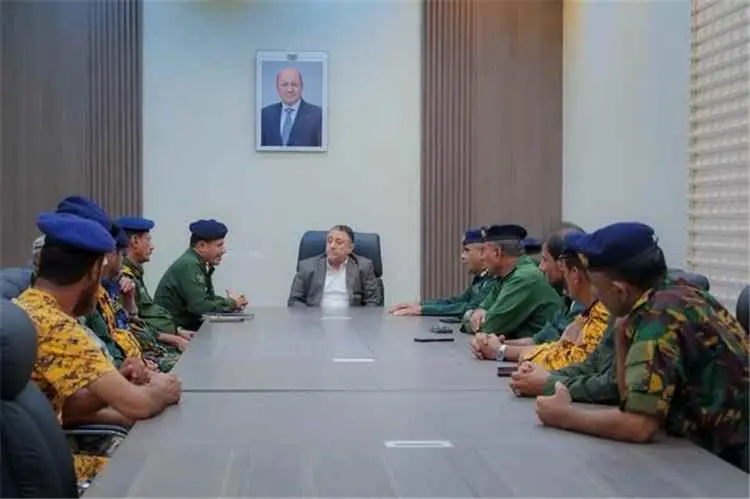في اجتماع أمني موسع بأبين: خطة ميدانية لرفع الجاهزية وحزمة قرارات لمواجهة الطوارئ وتعزيز أمن المحافظة