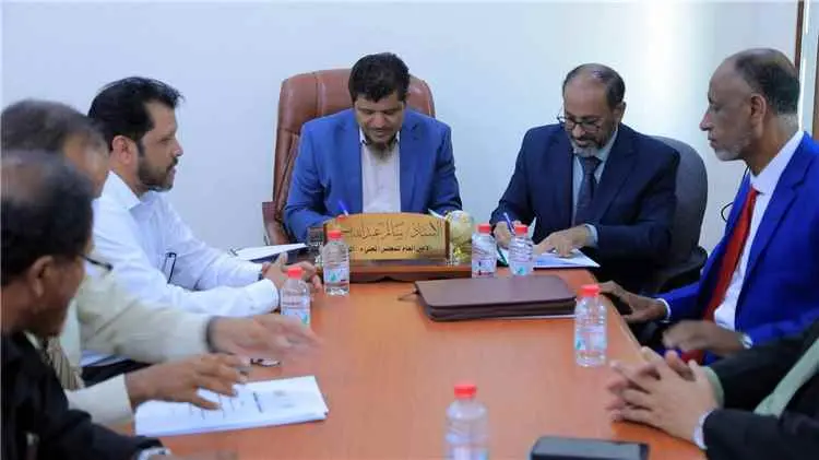 جامعة المهرة والسلطة المحلية بالمحافظة توقعان مذكر...