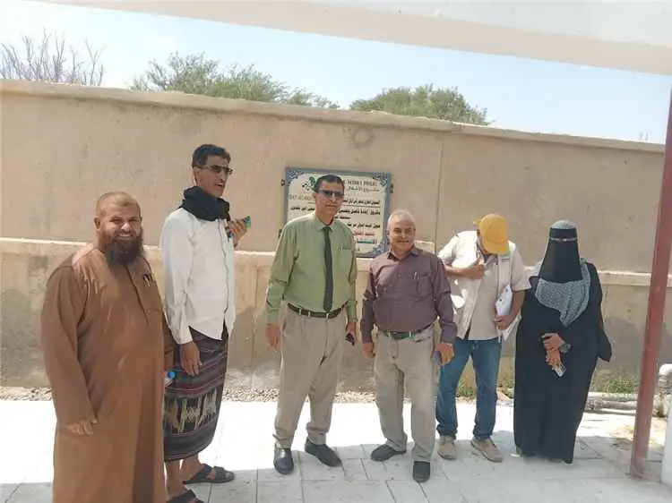 مدير عام صحة لحج يتسلم مشروع إعادة تأهيل وتحسين شب...