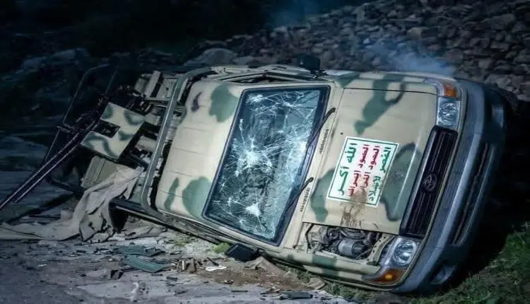 بالاسم والصورة.. مصرع عقيد حوثي كبير في هجوم خاطف...
