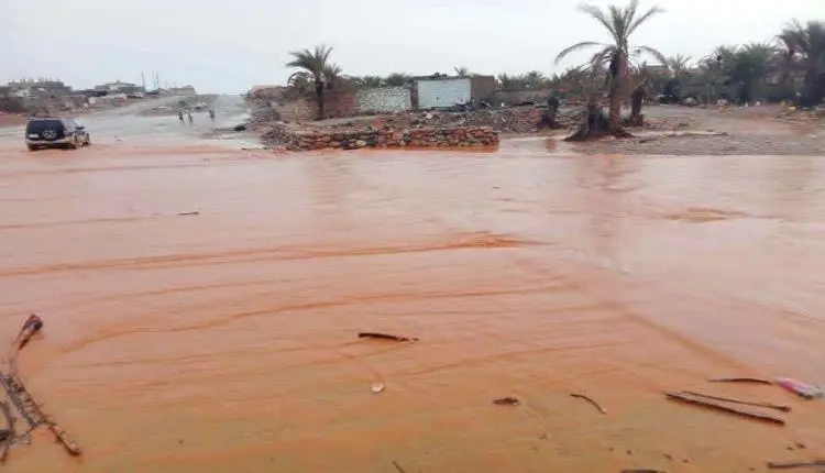 منخفض بحر العرب الجوي يضرب سقطرى بأمطار غزيرة وريا...