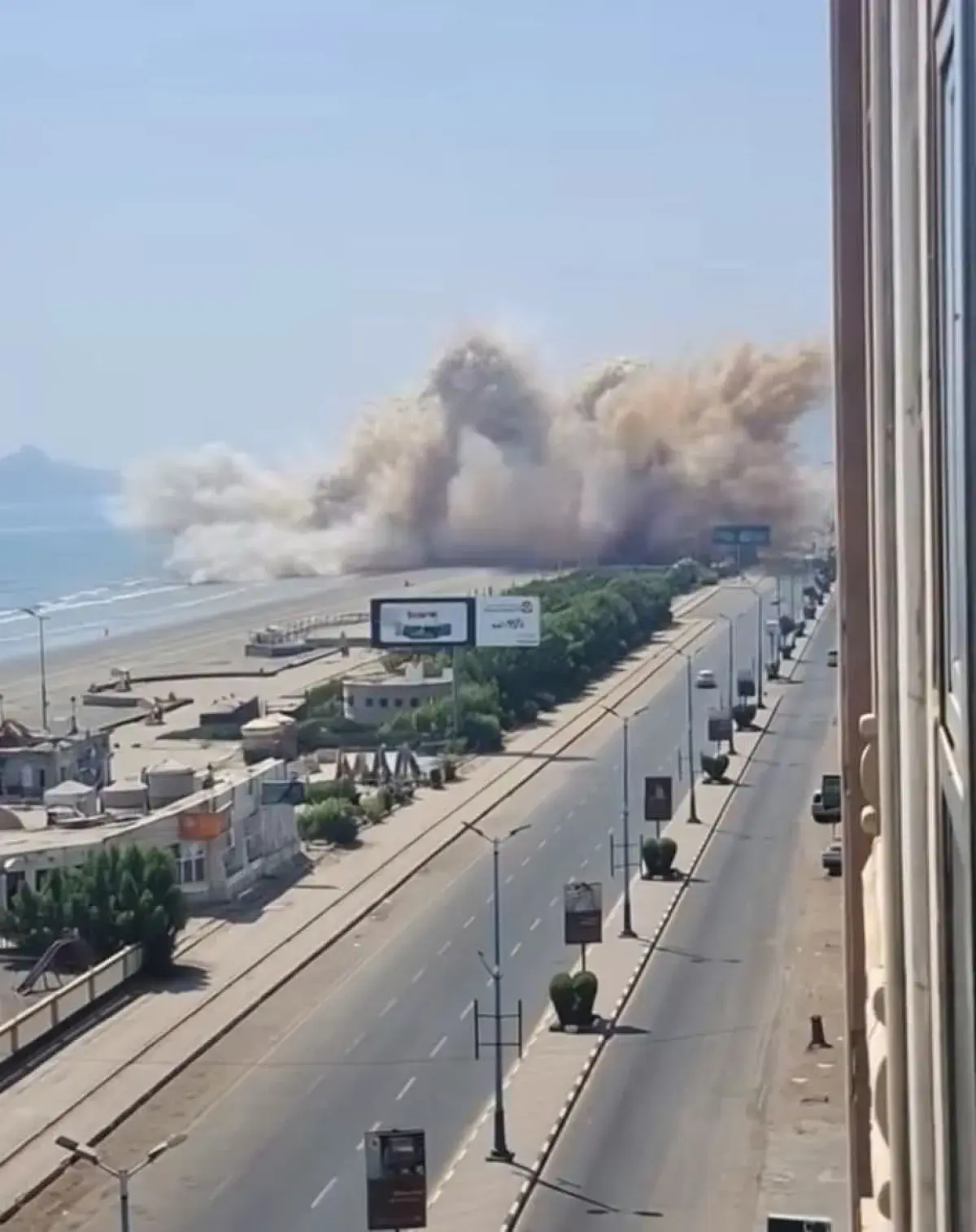 الداخلية اليمنية: استهداف مقري خفر السواحل في عدن...