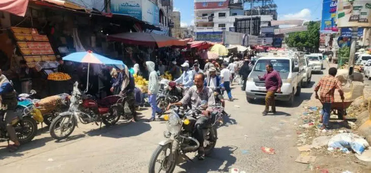 مركز اقتصادي يحذر من تفاقم الأزمة الإنسانية في تعز...
