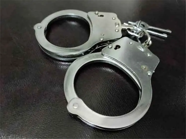الشرطة بالمحافظات تضبط 107 قضية جنائية وتلقي القبض على 90 متهماً خلال يومين