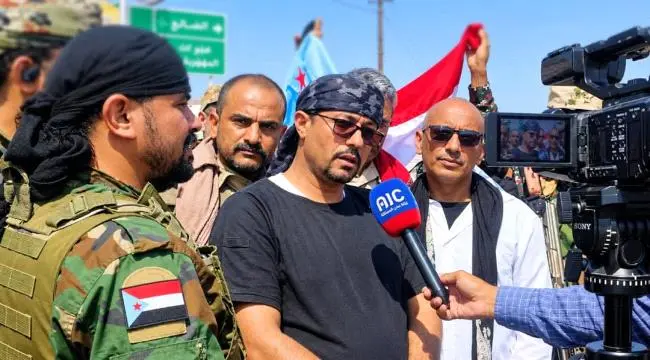 بتوجيهات الزُبيدي وقيادة الجعفري.. أبناء #الشعيب يسيرون قافلة غذائية ضخمة لإسناد القوات الجنوبية في #الصبيحة و#باب المندب