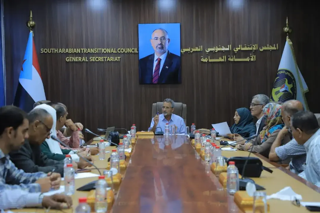 الهيئة الاقتصادية والخدمية تناقش الأزمات المعيشية...
