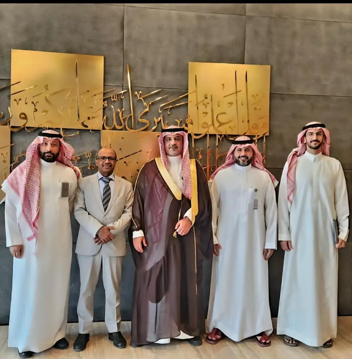 وزير النفط والمعادن يبحث مع الجانب السعودي تعزيز ا...