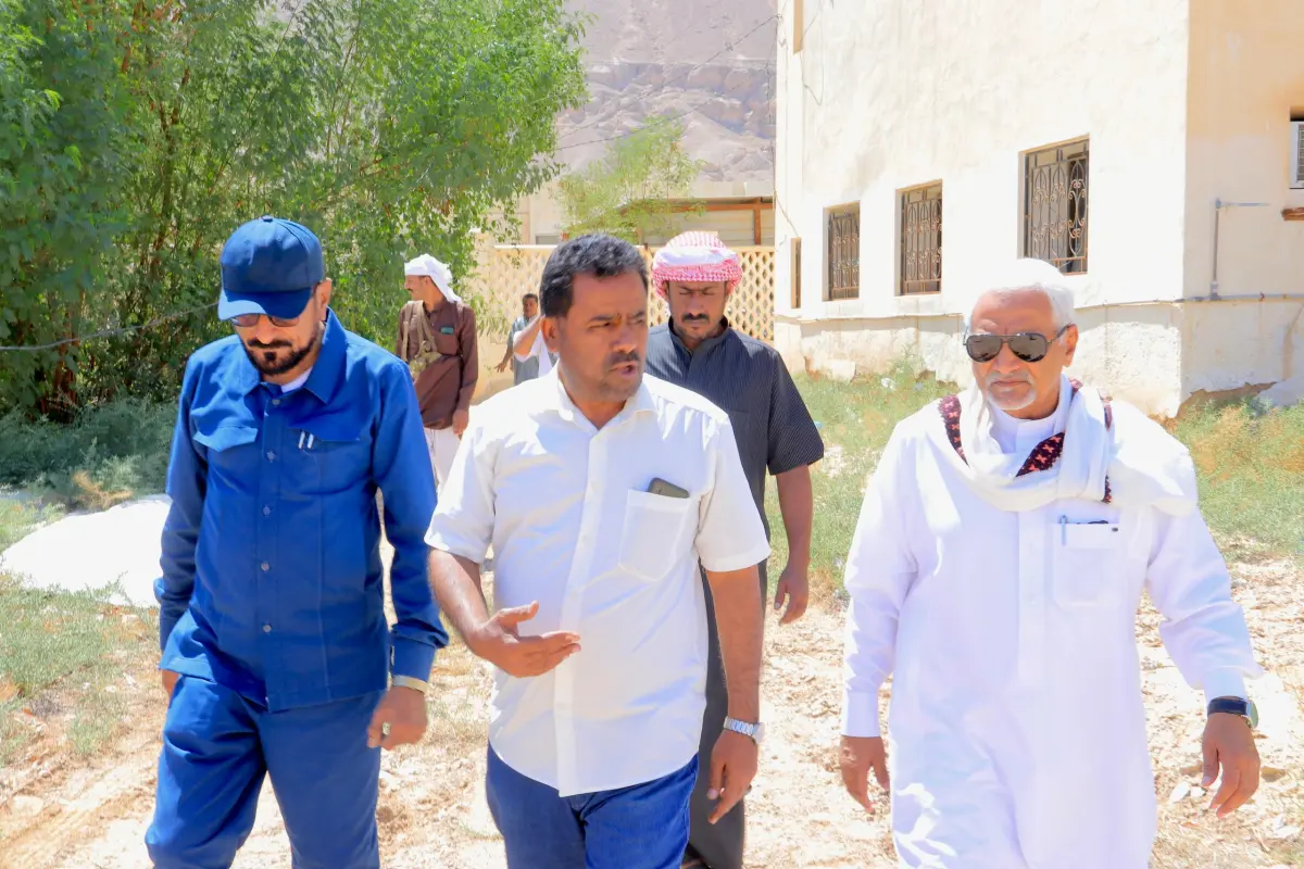 مشروع مياه جديد يعزز الخدمات الأساسية في شبام التاريخية ويدعم مستشفاها