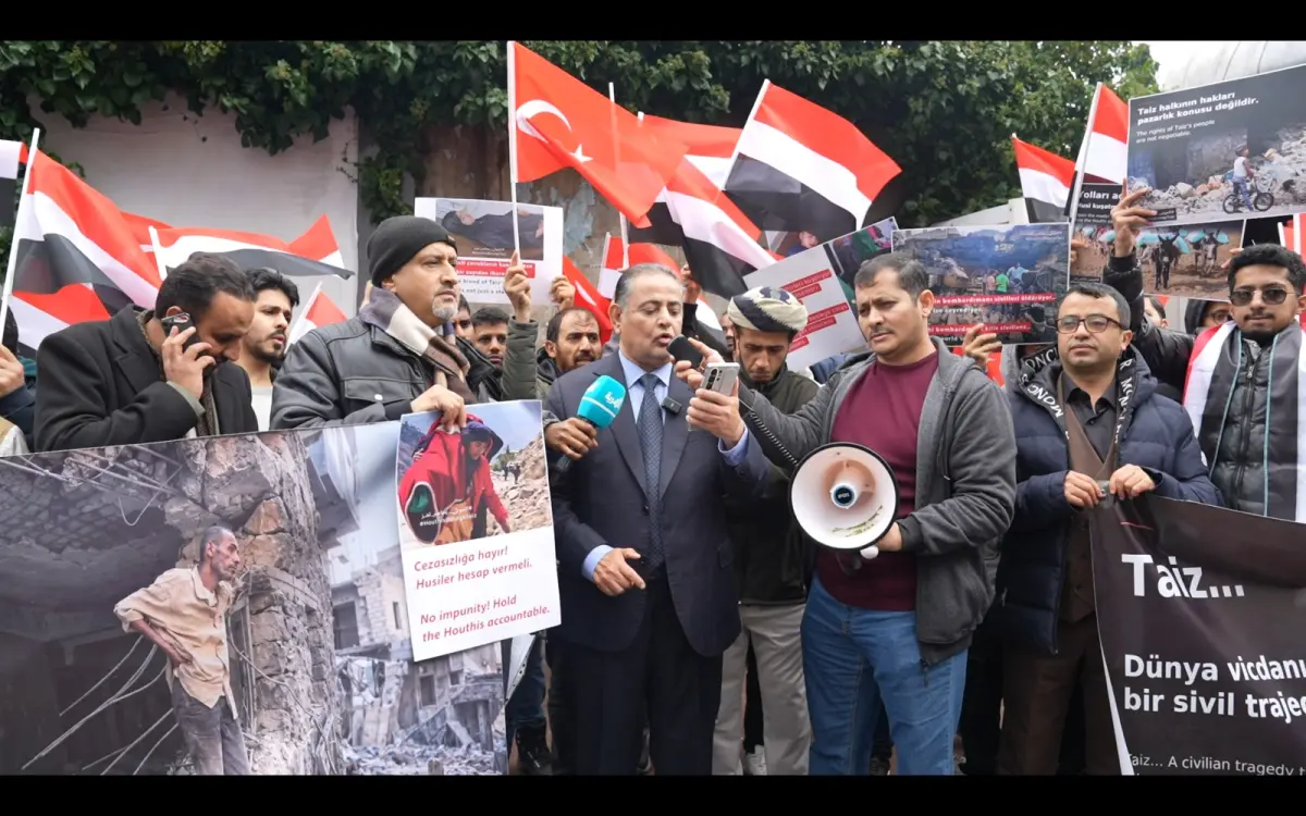 وقفة احتجاجية لابناء الجالية اليمنية في تركيا تطال...