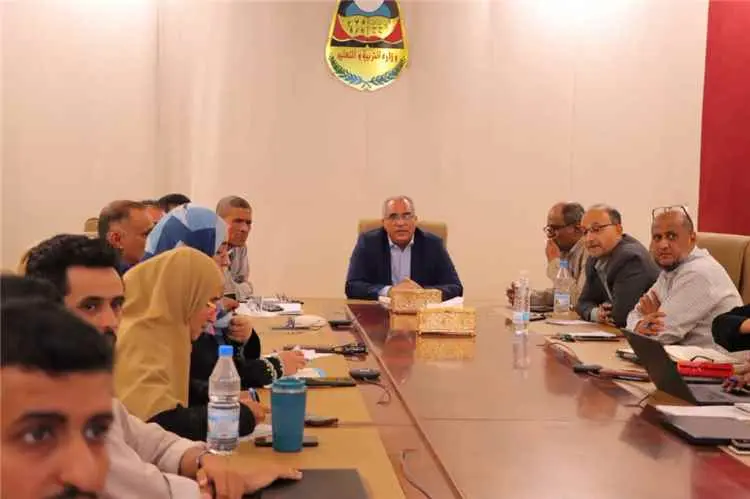 وزير التربية (العبادي) يبحث مع شركاء مشروع استدامة...