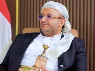 محافظ تعز: لن نسمح ببقاء المحافظة رهينة للمشاريع السعودية