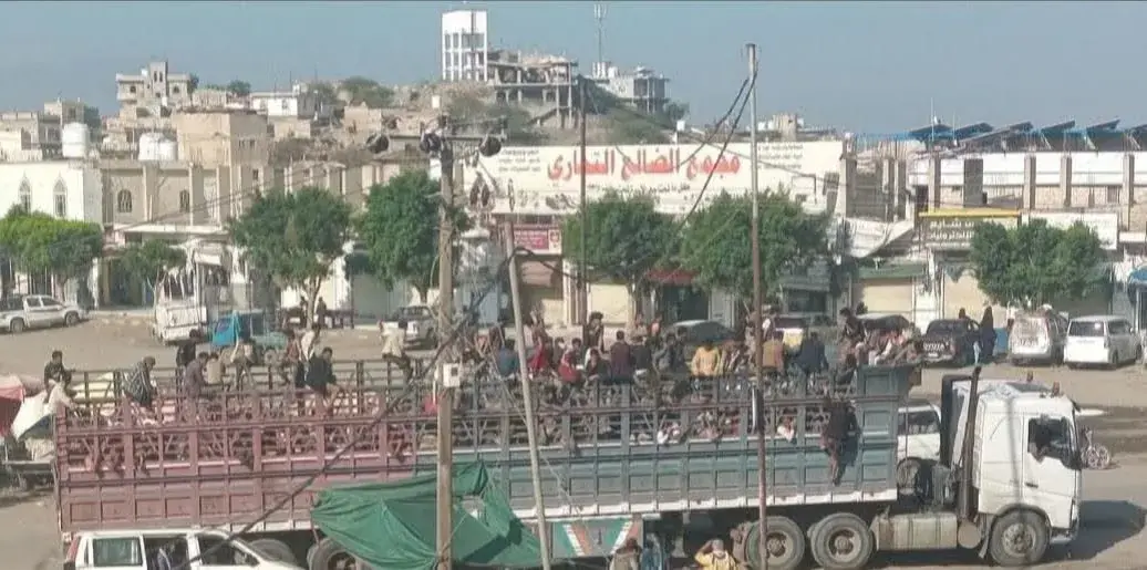 ترحيل عمال شماليين من الضالع يشعل عاصفة غضب.. اتها...