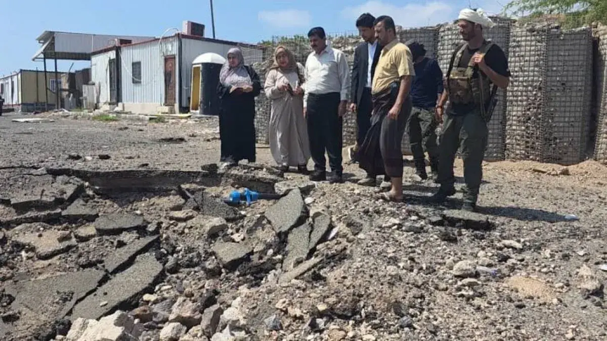 لجنة تحقيق توثق 5 شهداء و16 جريحاً في قصف حوثي است...