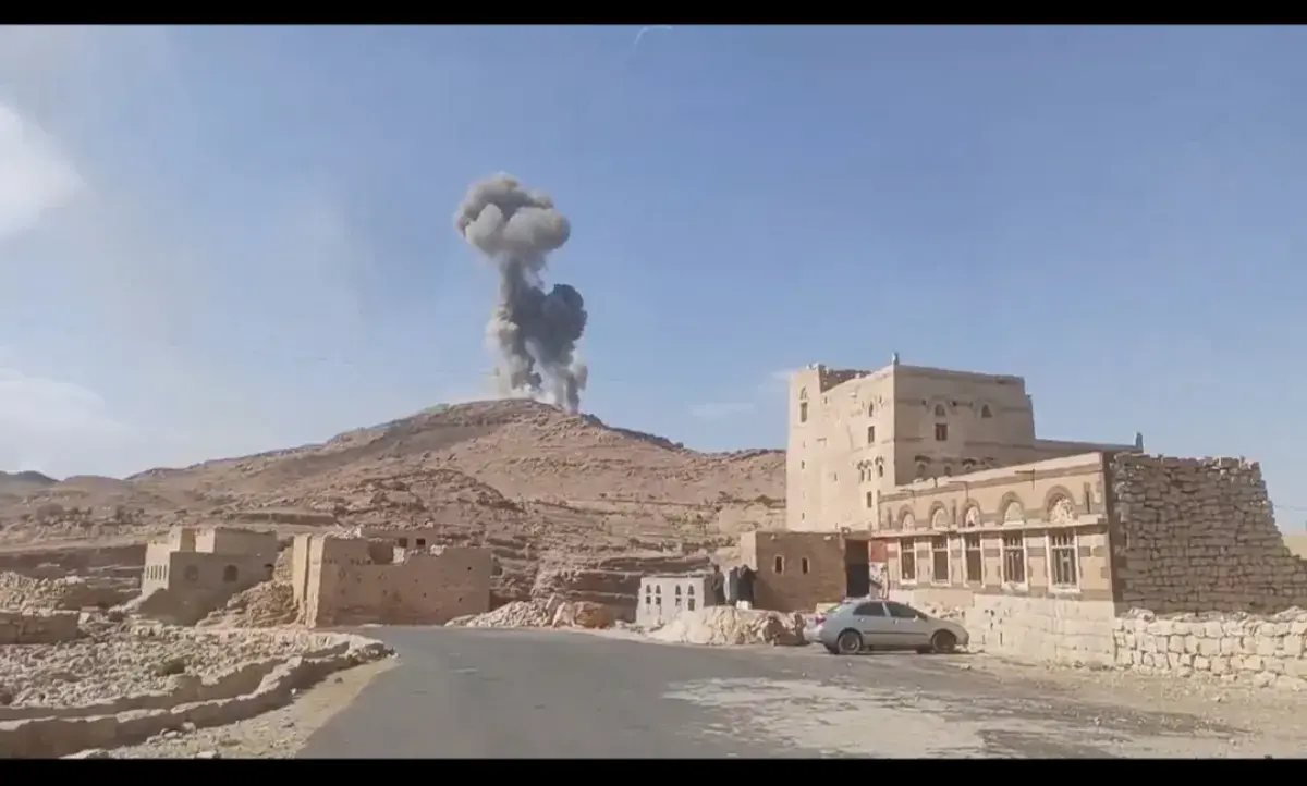 غارات مكثفة تستهدف المخا ومواقع استراتيجية في أهم...