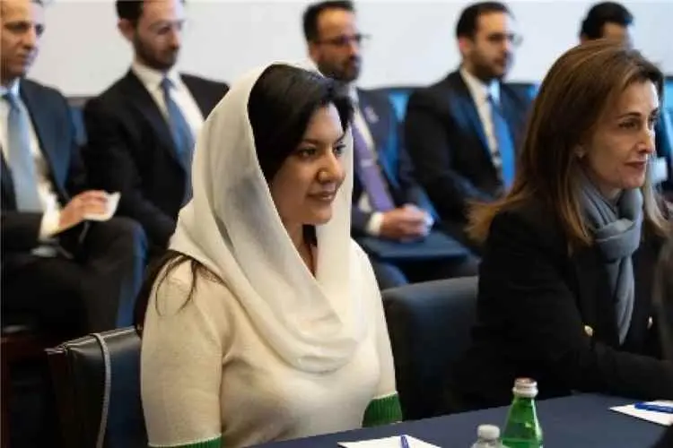 السفيرة السعودية تدعو إلى تحالف دولي بقيادة يمنية لهزيمة الحوثيين