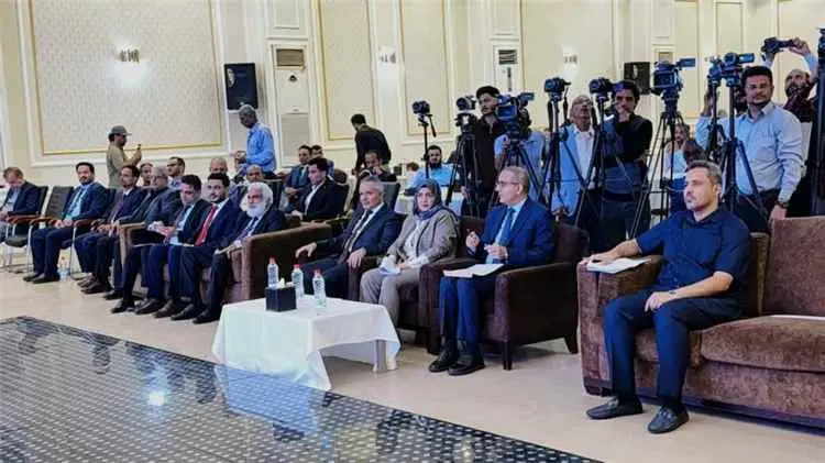 وزراء يستعرضون إنتهاكات مليشيا الحوثي في تعز ويطال...