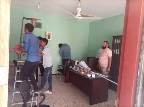بتوجيهات الجاوي.. طلاب التمديدات الكهربائية بمعهد...