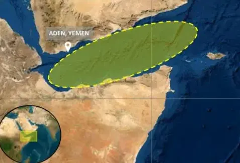 البحرية البريطانية تحذر من تحركات مشبوهة قد ترتبط...
