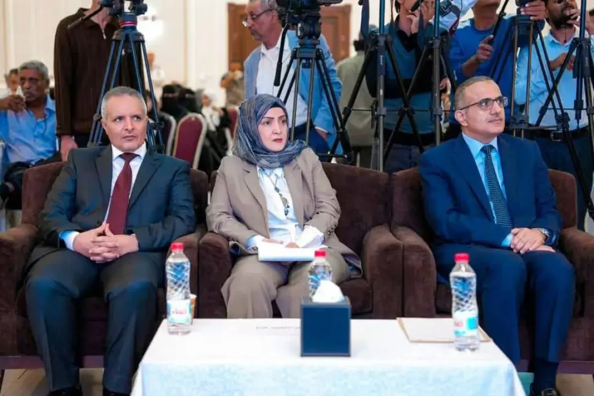 أرقام مفزعة حول تعز يكشفها وزراء ومحافظين في مؤتمر...