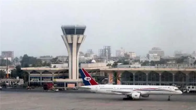 مطار عدن الدولي يستأنف نشاطه ورحلاته الجوية بعد سا...