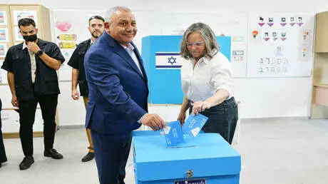 آيزنكوت: نتنياهو وشركاؤه يقودون عملية تأثير بهدف ا...