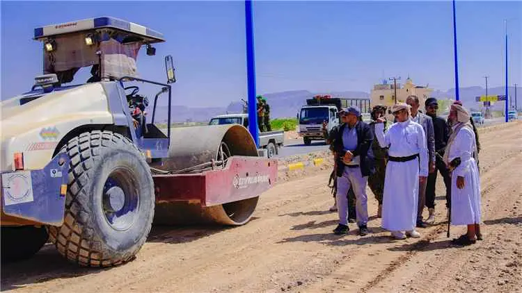 المحافظ بن الوزير يدشن أعمال توسعة وتأهيل المدخل ا...