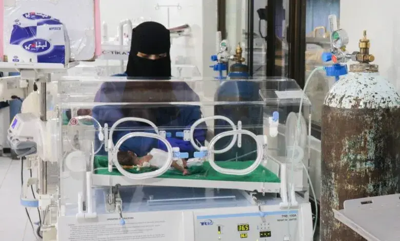 أكثر من 9 آلاف قتيل وجريح في اليمن.. و42 منشأة صحي...