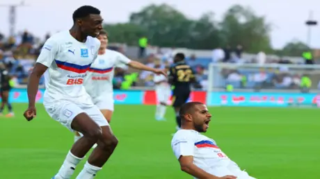 في الوقت القاتل.. أبها ينتزع نقطة غالية من الاتحاد