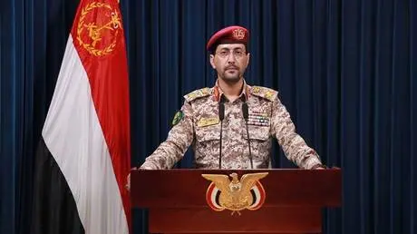 الحوثيون يصدرون بيانا عن حقيقة إطلاقهم مسيرة باتجا...