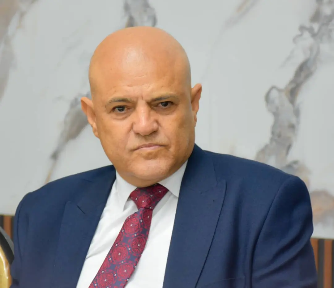 محافظ تعز يشيد بالمبادرة الإنسانية السعودية لإغاثة...